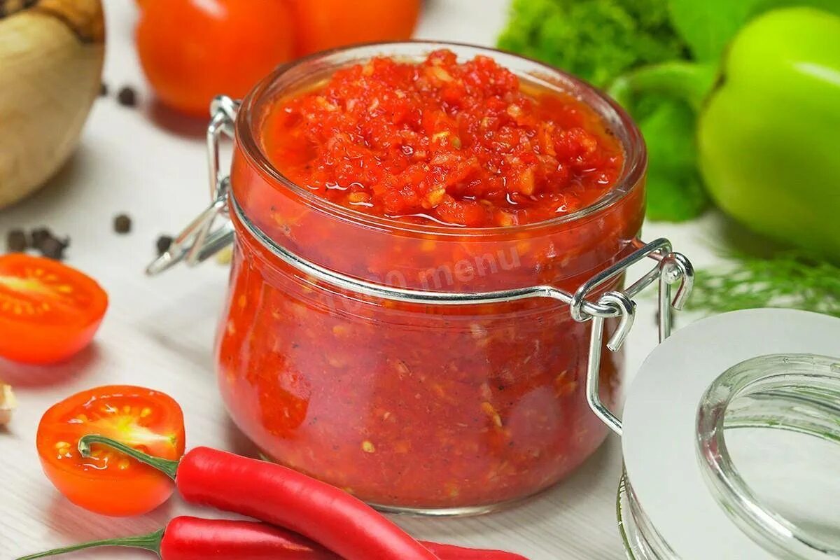 Соус на зиму из помидор очень вкусный. Соус на зиму из помидор очень вкусный
