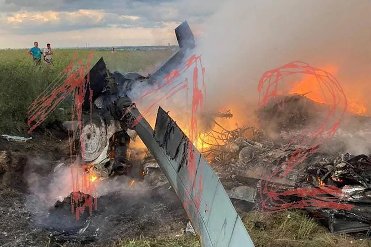 Где потерпел крушение. Катастрофа ми-8 в Ленинградской области. Потерпел крушение вертолет ми 8. Корпикюля Гатчинский район. Деревня Корпикюля Гатчинского района.