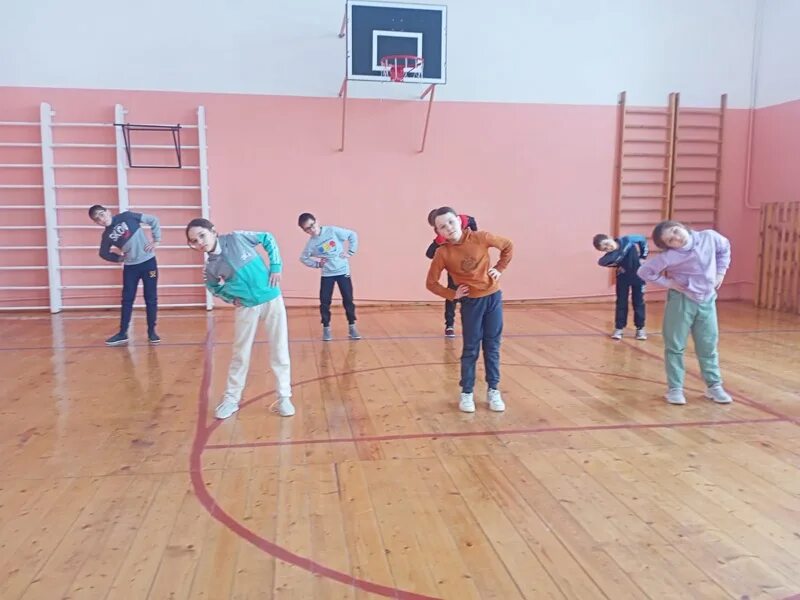 Занятия трека орленок спортсмен. Орленок спортсмен занятие. Орленок спортсмен 4 класс занятия. Орленок спортсмен Орлята. 1 Занятие орлёнок спортсмен 3-4 класс.