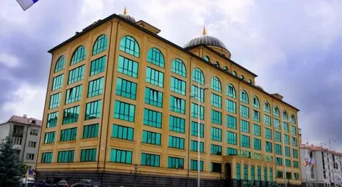 Артис плаза