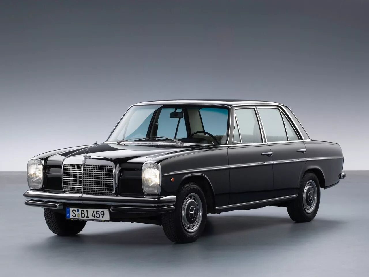 Mercedes Benz w114. Мерседес Бенц w115. Mercedes-Benz w114/w115. Mercedes-Benz w123/w114.