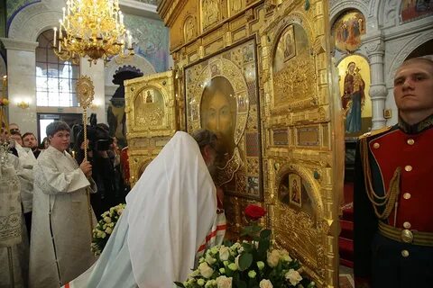 Пред образом