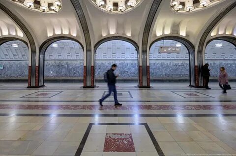 Московский вокзал метро маяковская