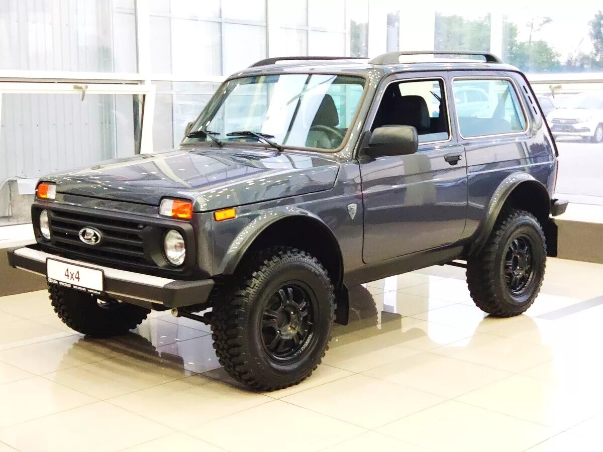 Нива тревел с колесами от бронто. Первая нива крокодил. Chevrolet niva отзывы. Нива 2131 обзор. Нива отзывы владельцев видео.