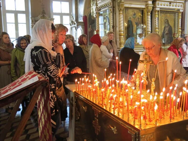 Радоница в мае. Радуница икона. Празднование Радуницы. Родительский день. Пасхальный родительский день.