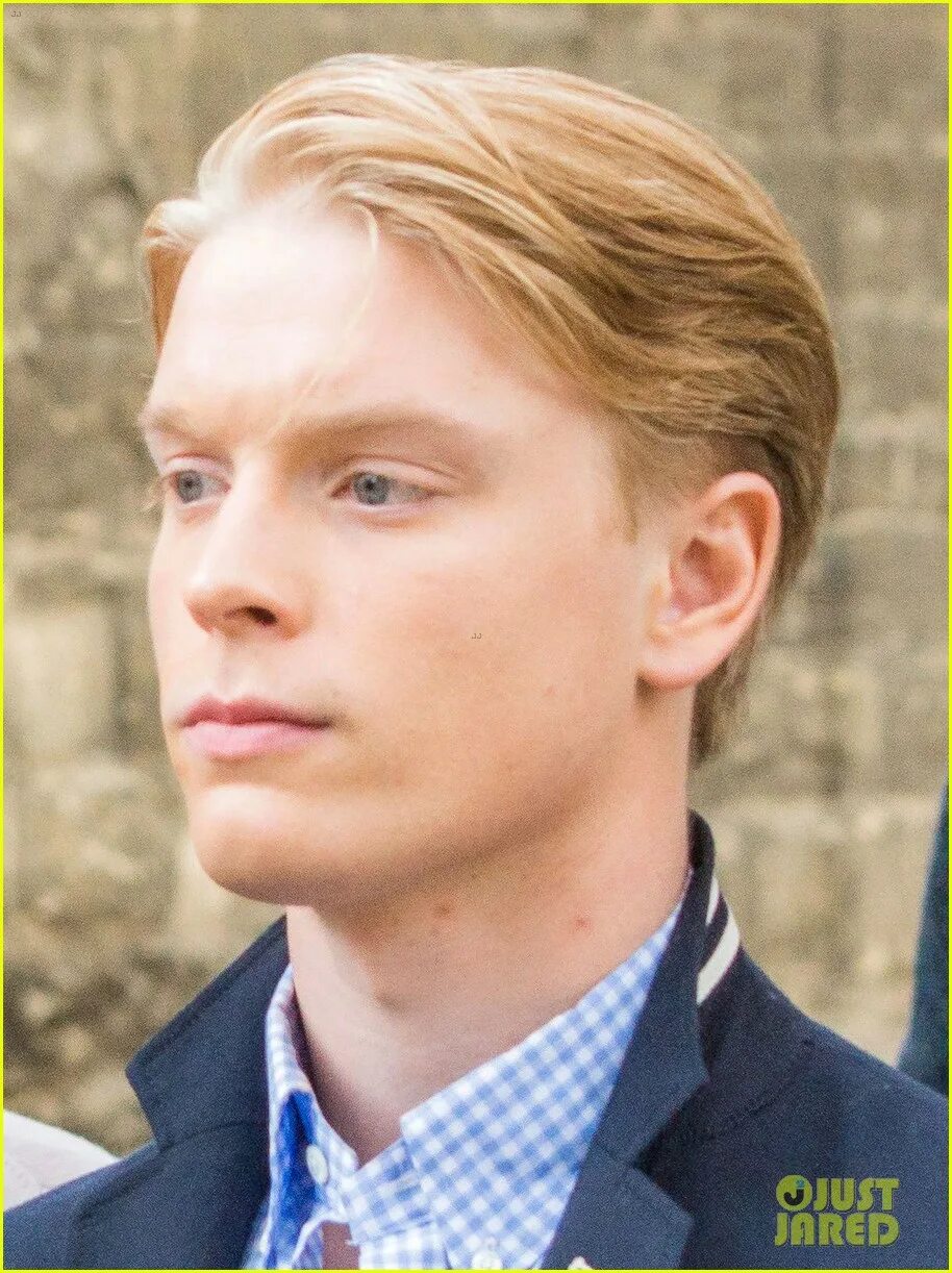 Freddy fox. Фредди Фокс Freddie Fox. Фредди Фокс Эндрю Миньярд. Фредди Фокс 2023.