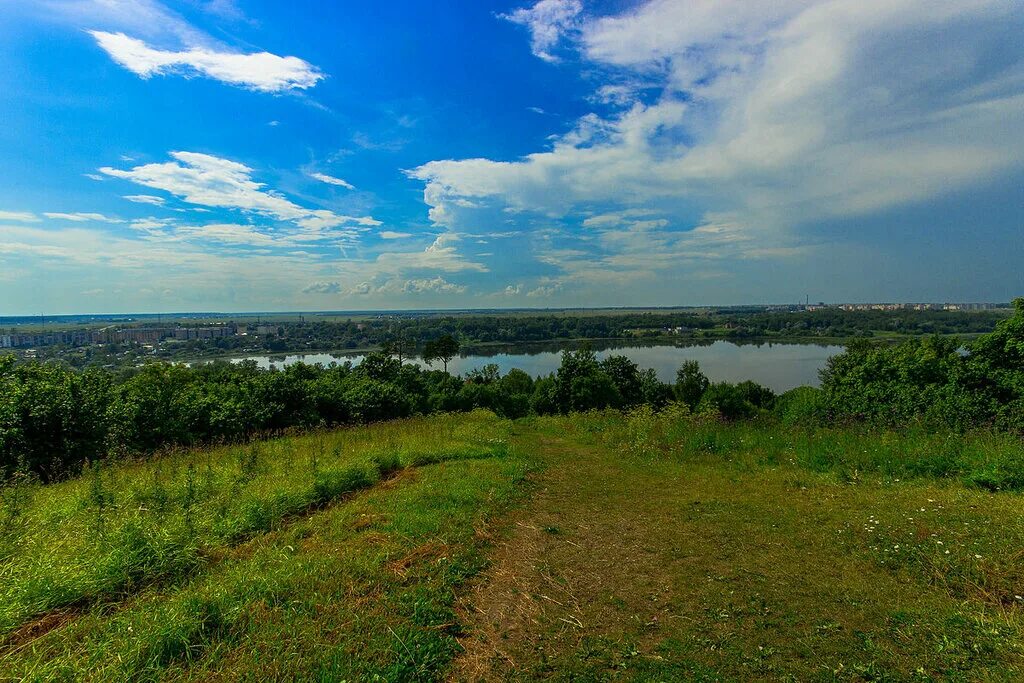 Дудергофские высоты фото. Дудергофские высоты красное село. Ореховая гора дудергофские высоты. Дудергофское озеро спб. Ореховая гора дудергофские высоты.