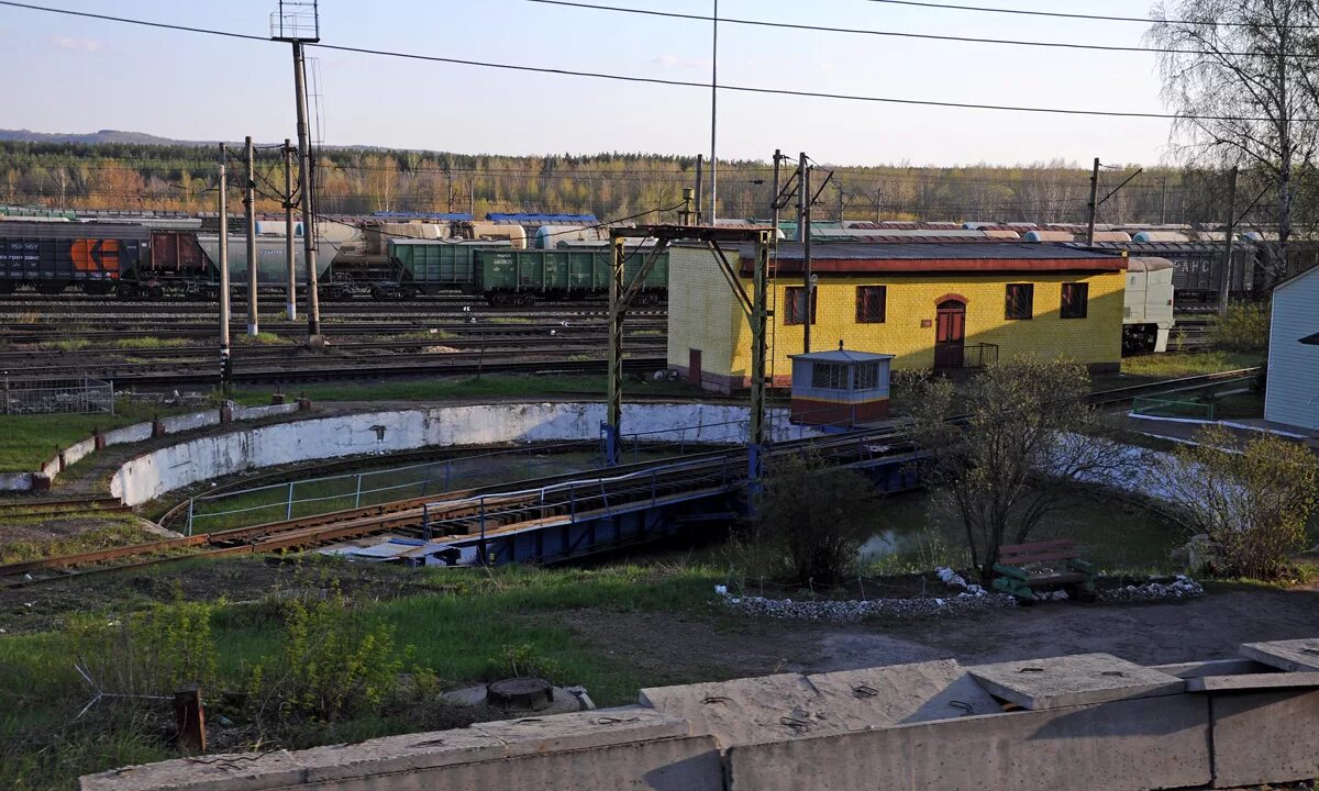 Депо Юдино Казань. ЖД депо Юдино. Поворотный круг депо Краснодар. Станция Юдино Казань.