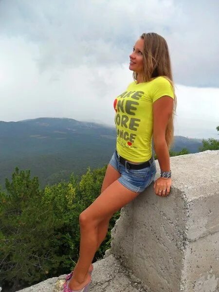 Девочка крым. Девушки крыма. Блондинки крыма. Девочка крым. Девушку в крыму без регистрации.
