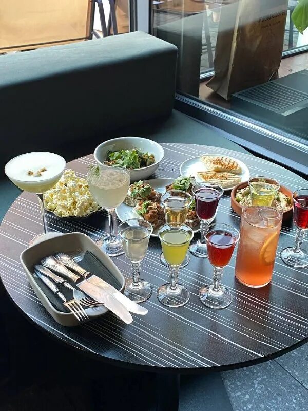 Бар современник. Бар современник. Димитровград. Пивбар на советской армии. Современник пенза бар.