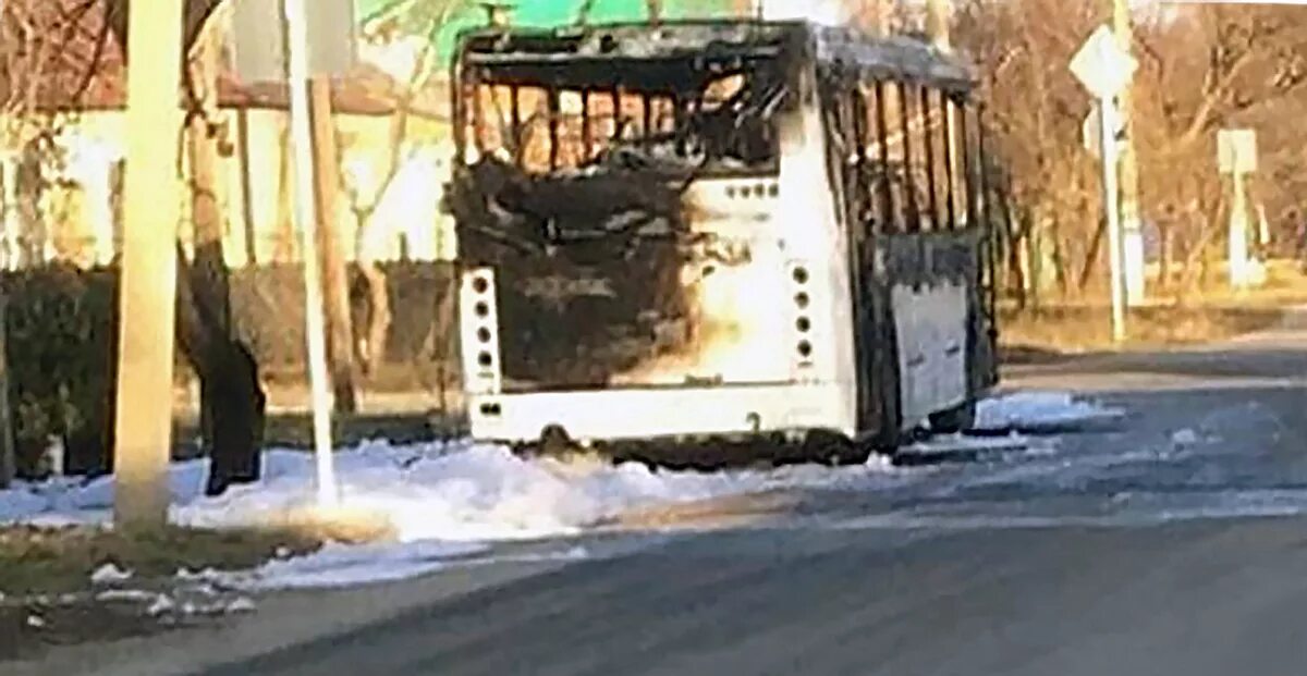 320 автобус. Автобус усть лабинск красногвардейский. Автобус усть лабинск красногвардейский. Автобус анапа усть лабинск. Нефаз 5299 17 33 краснодар.