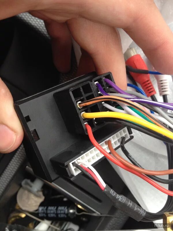 Разъем автомагнитолы jsd-520. Wheel control wire 1 на магнитоле. Автомагнитола boss mini 1 din. Fr на магнитоле. Sony mex r1 aux.