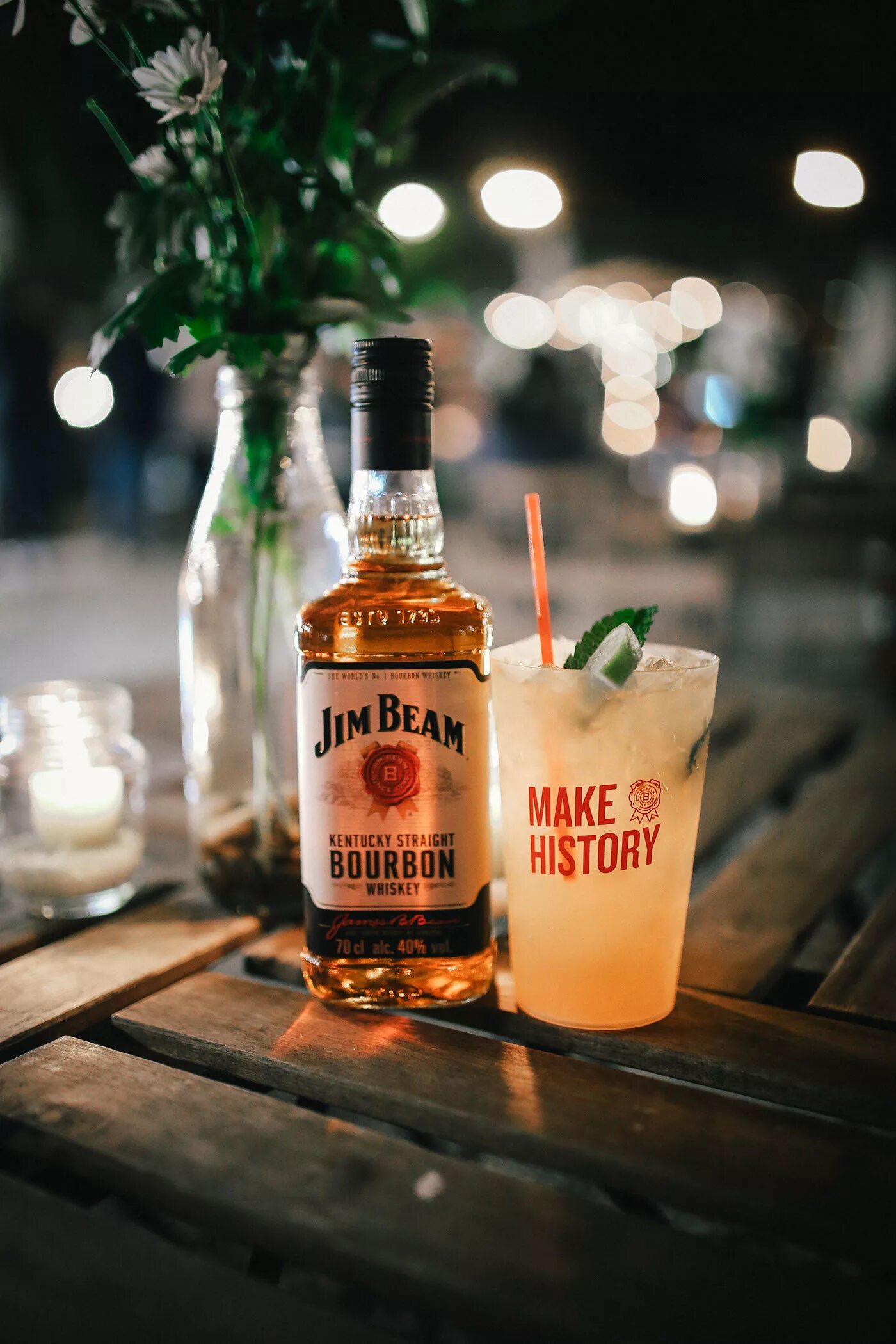 Jim beam яблоко. Грушевый джим бим. Виски джим бим. Джим рецепт. Бутылка джим бим.