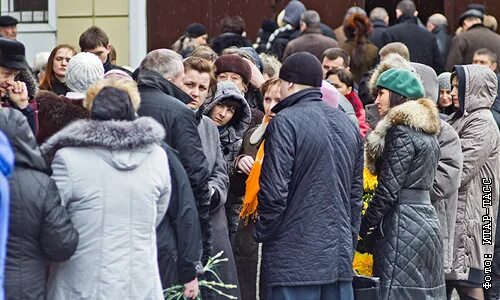 Опознание тел военных в Ростове. Тела погибших в авиакатастрофе. Ростов опознание погибших солдат. Как проходит опознание тела погибших на Украине. Опознание погибших крокус холл