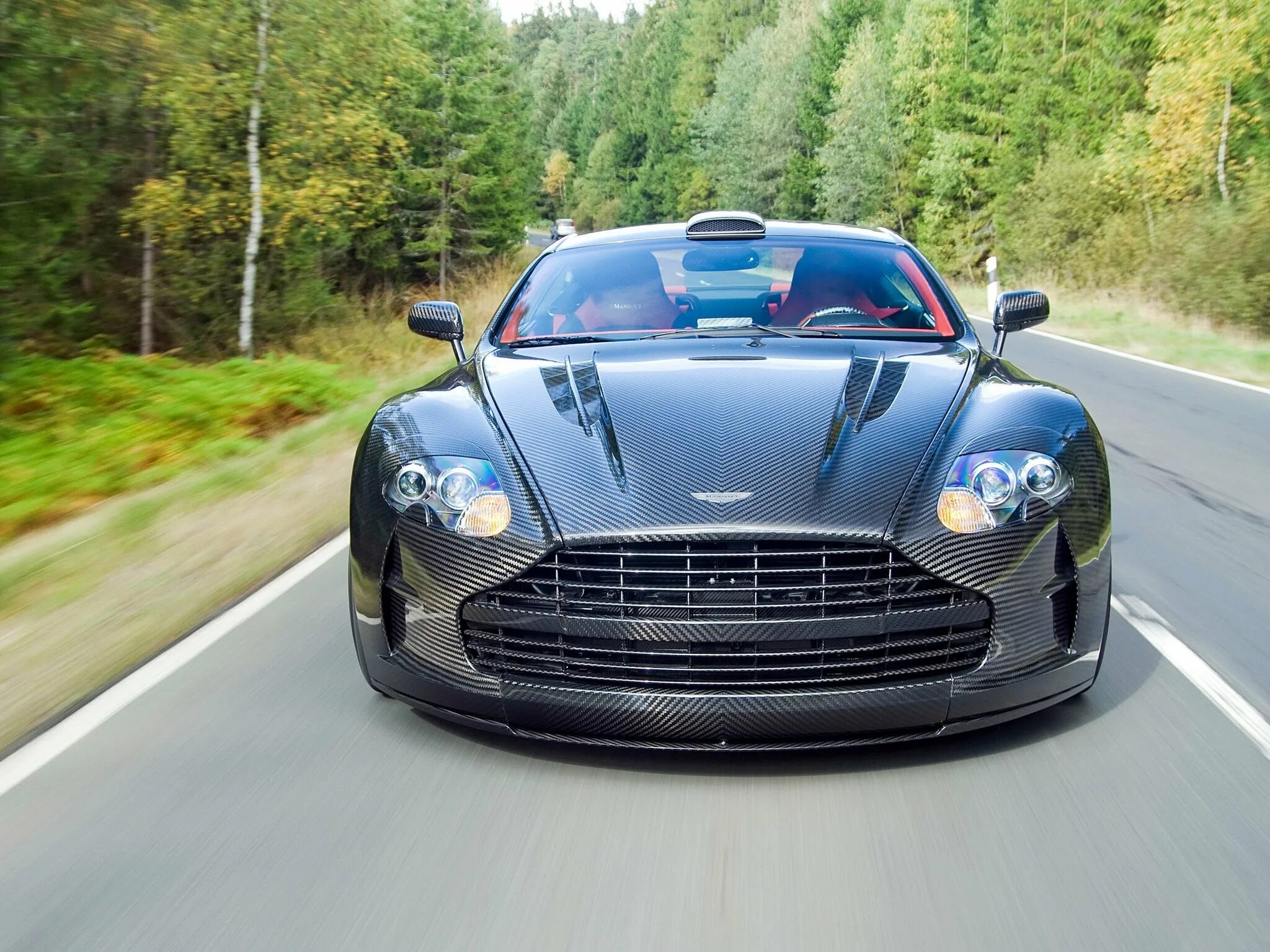 Aston Martin Mansory. Своб машина