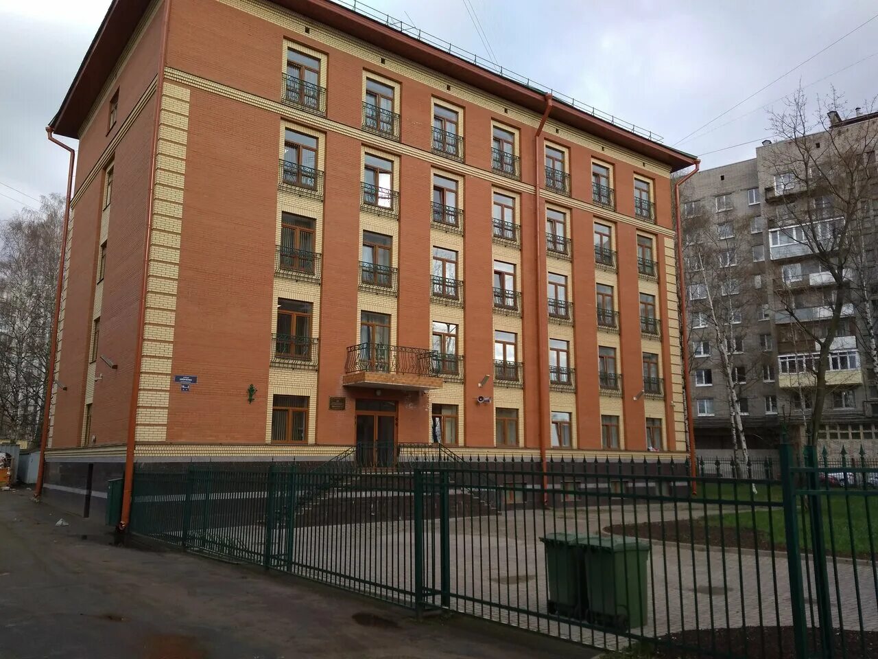 общежития университетов спб