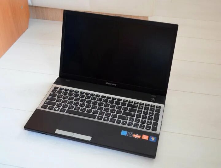 Samsung np305v5a. Samsung np305v5a. Samsung 305v5a. Samsung 305v. ноутбук samsung np305v5a.