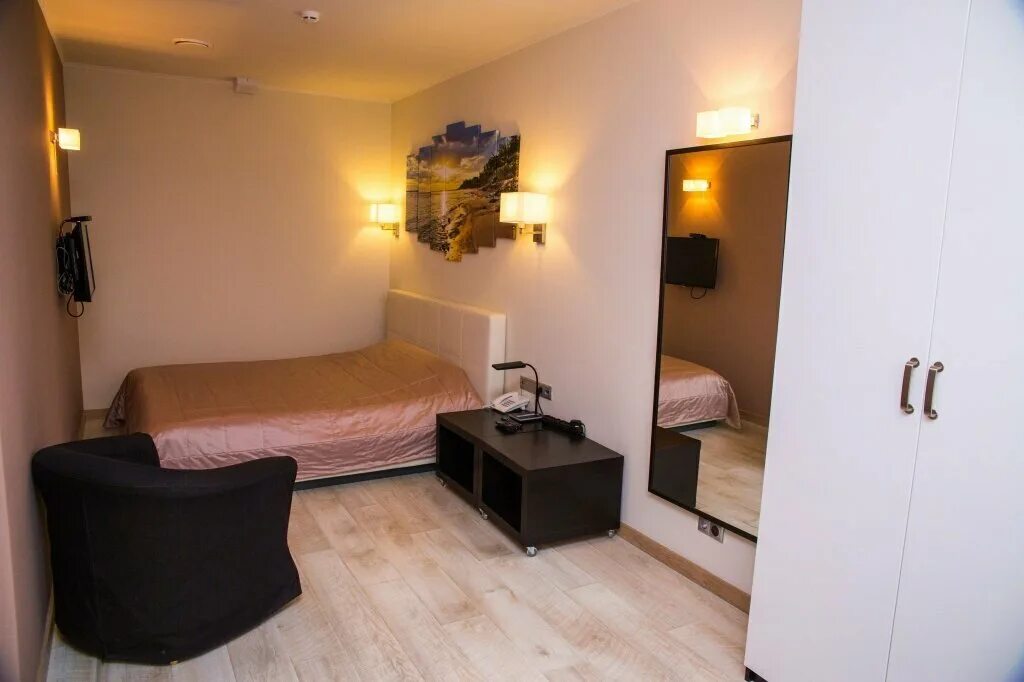 Голыгино кристалл гостиница. Гостиница кристалл котельниково. Ресторан кристалл котельниково. Хамам кристалл котельниково. Гостиница кристалл котельниково.