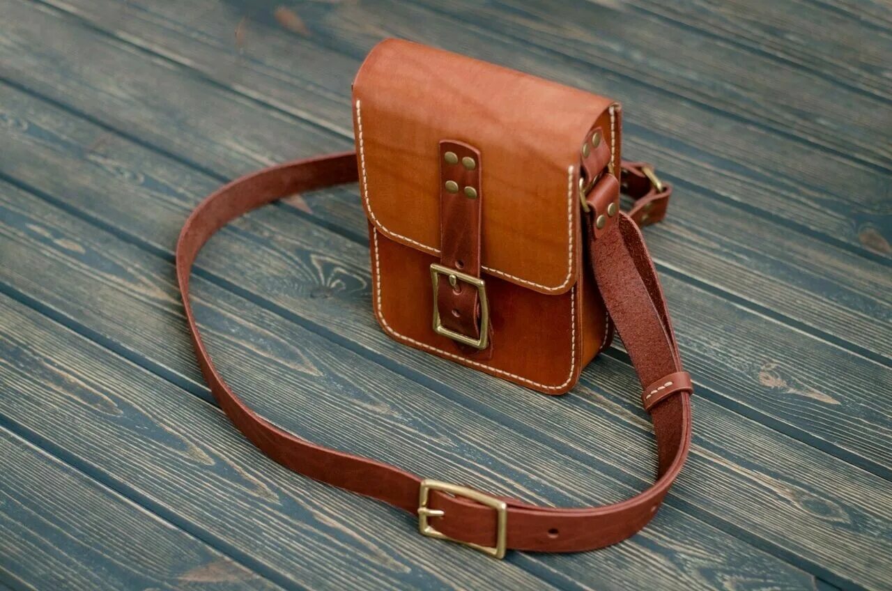 Leather bag made from genuine leather. Hand-made. Сумка - планшет из натуральной