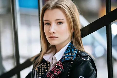 Артистка хилькова