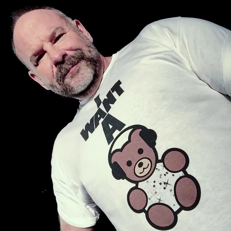 Муж j-mo Bear'a. Daddyb i want a Bear. Флаг Daddy Bears. Who is Daddy Bear картинка. Daddy b