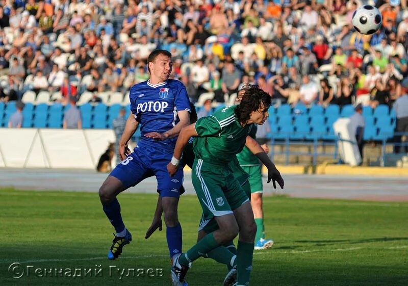 фанаты ротора. ротор хулиган. фк ротор 1995. сайт болельщиков фк ротор. болельщики фк ратмир волочанин.