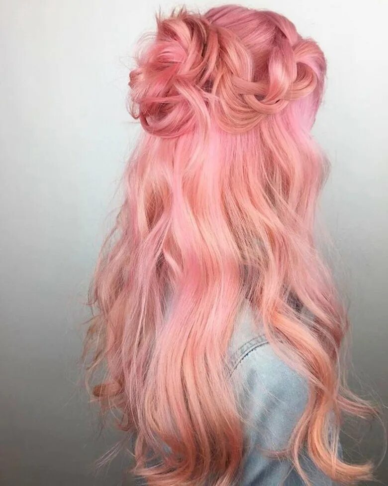 Розовые волосы. Пастельно-розовый цвет волос. Пастельно розовые волосы. Нежно розовый цвет волос. Розово волосый