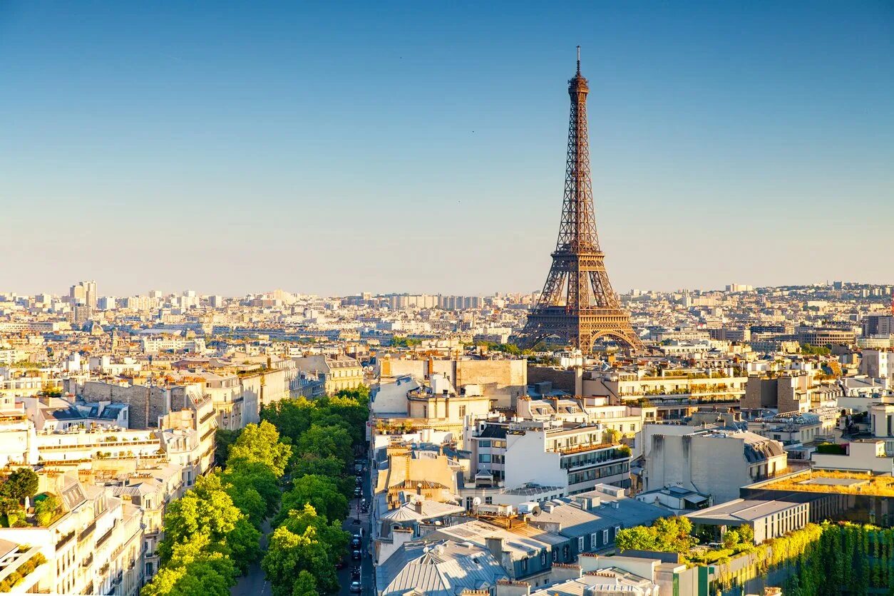 15 городов франции. Париж столица Франции. Эйфелева башня в Париже. Город Франция Эйфель башня. Париж вид на Эйфелеву башню.