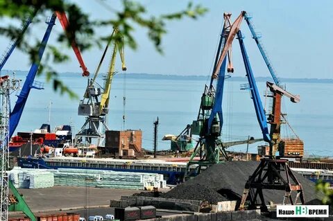 Какой писатель подрабатывал в ростовском порту