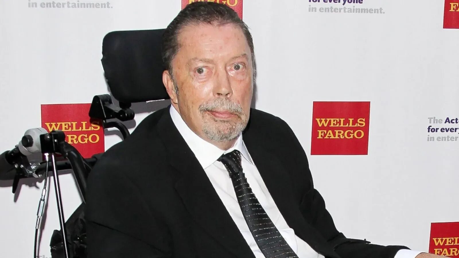 Tim curry