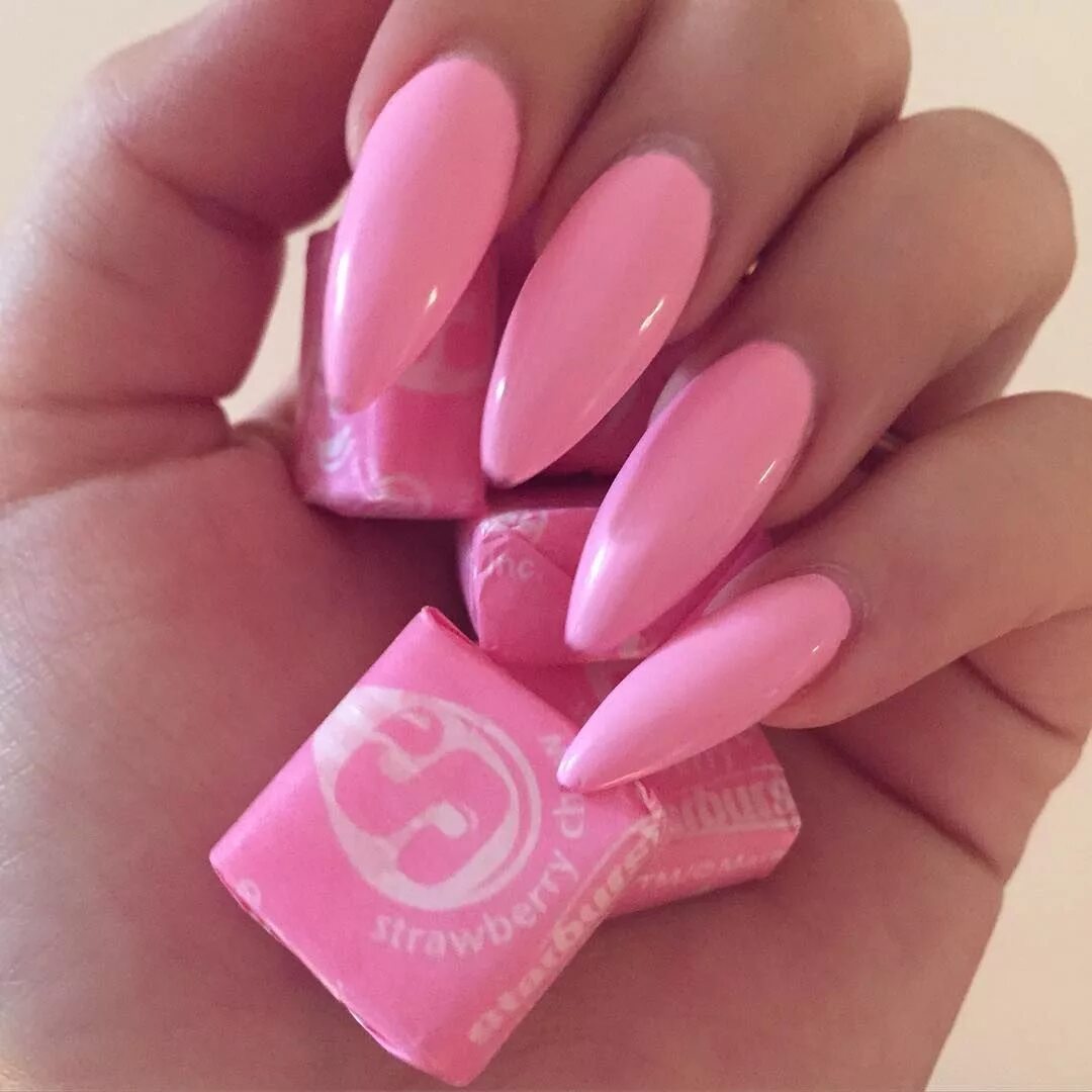 Розовые ногти. Гелевые ногти розовые. Розовые ногти. Розовые ноготочки. Розовый маникюр.