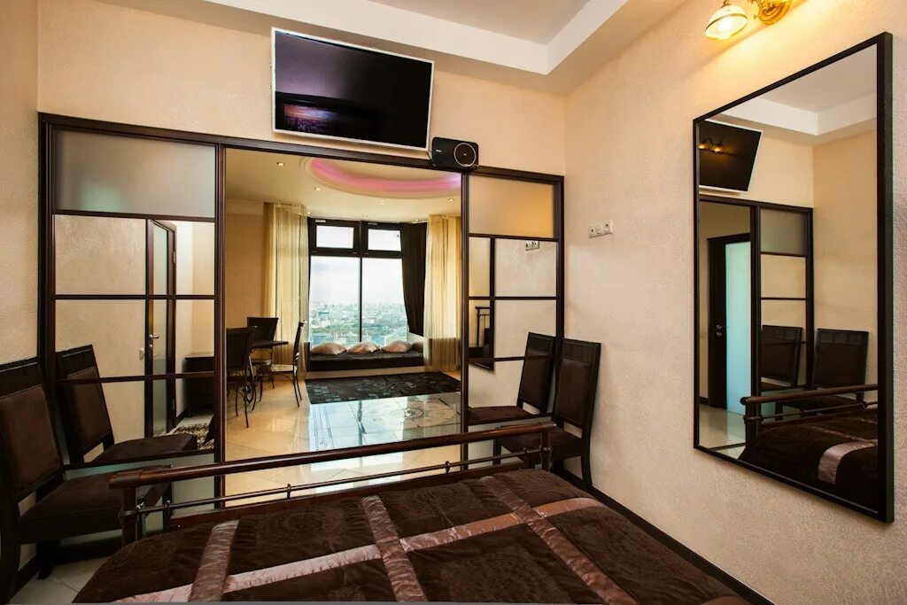 Отель триумф питер. Триумф палас москва гостиница. Триумф, краснодар, промышленная улица, 15. Триумф краснодар гостиница номер. Триумф номер.