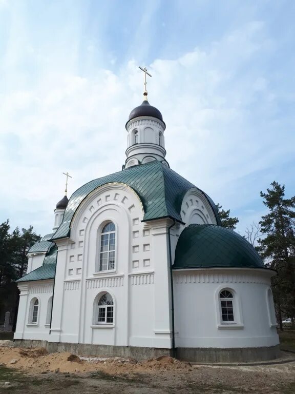 храм татианы в дзержинске. церковь на гайдара дзержинск. религиозная архитектура в новосибирске. храм татианы великомученицы дзержинск. никольский храм новотырышкино.