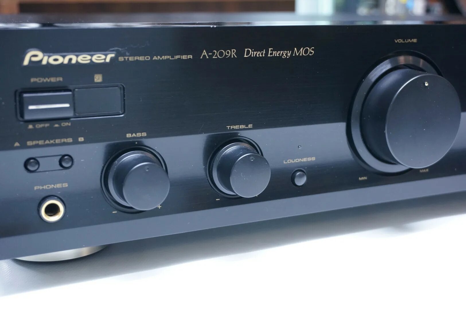 Pioneer a 109. Pioneer a 209. Пульт для усилителя Pioneer a-209r. Pioneer a-70. Усилитель Pioneer a-209r характеристики.