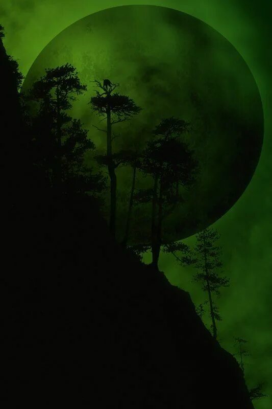 Мангалиб под зеленым светом. Зеленая Луна. Зелёная Луна явление. Эстетика зелёной Луны. Мистическая зеленая Луна.