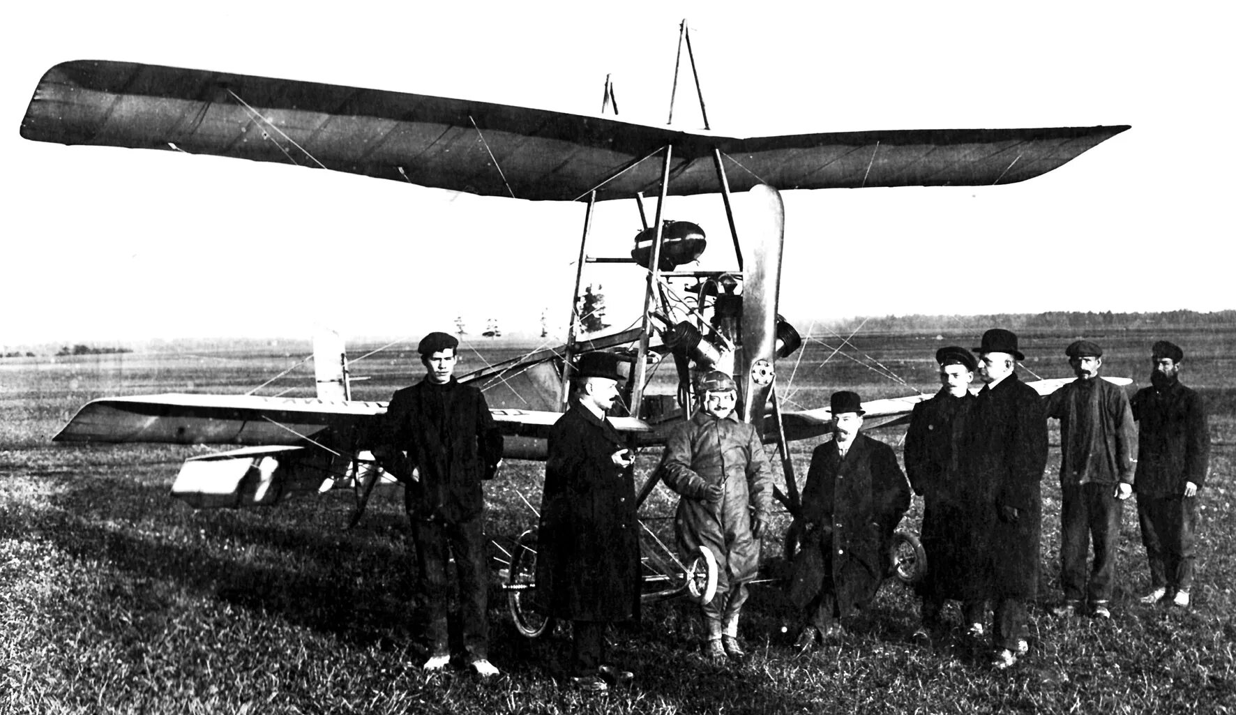 Первые воздушные самолеты. Аэроплан Гаккеля 1910. Гаккель 3 самолет. Первый российский Аэроплан 1910 года Гаккель.