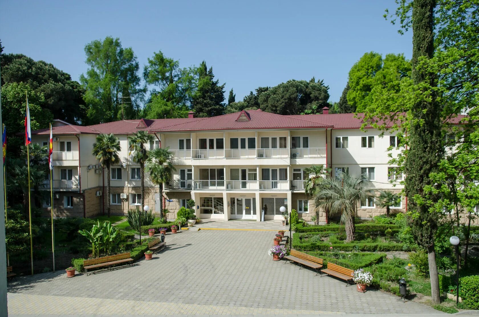 стадион юность адлер. спортивный комплекс юность сочи. спорткомплекс юность сочи. спортивная база юность сочи. спортивный зал юность адлер.