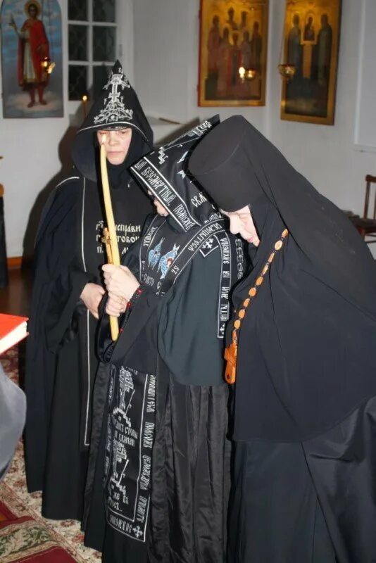 Пострижен в схиму. Пострижен в схиму. Постриг в схиму. Пострижен в схиму. Монахини постриг в схиму.