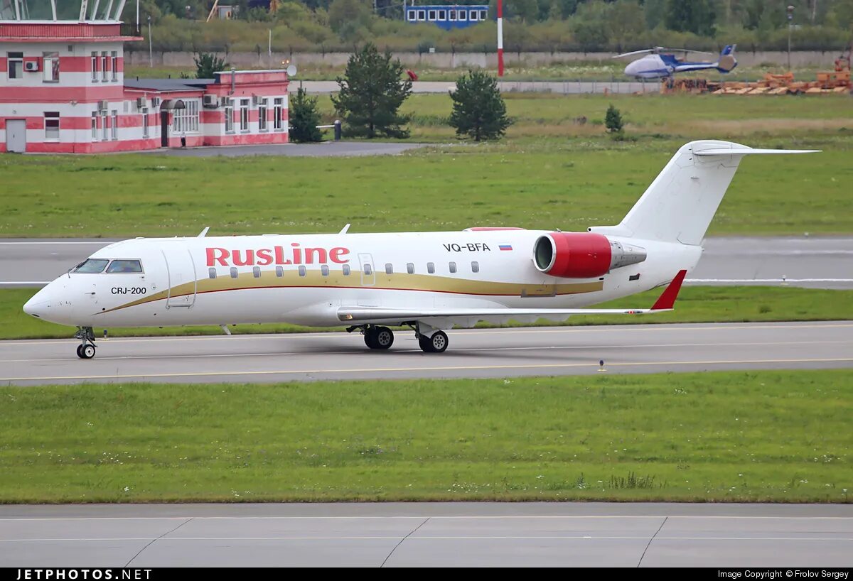 Mitsubishi самолет crj 100. Mitsubishi crj-900lr. Mitsubishi crj-200er салон. Mitsubishi crj. Mitsubishi crj.