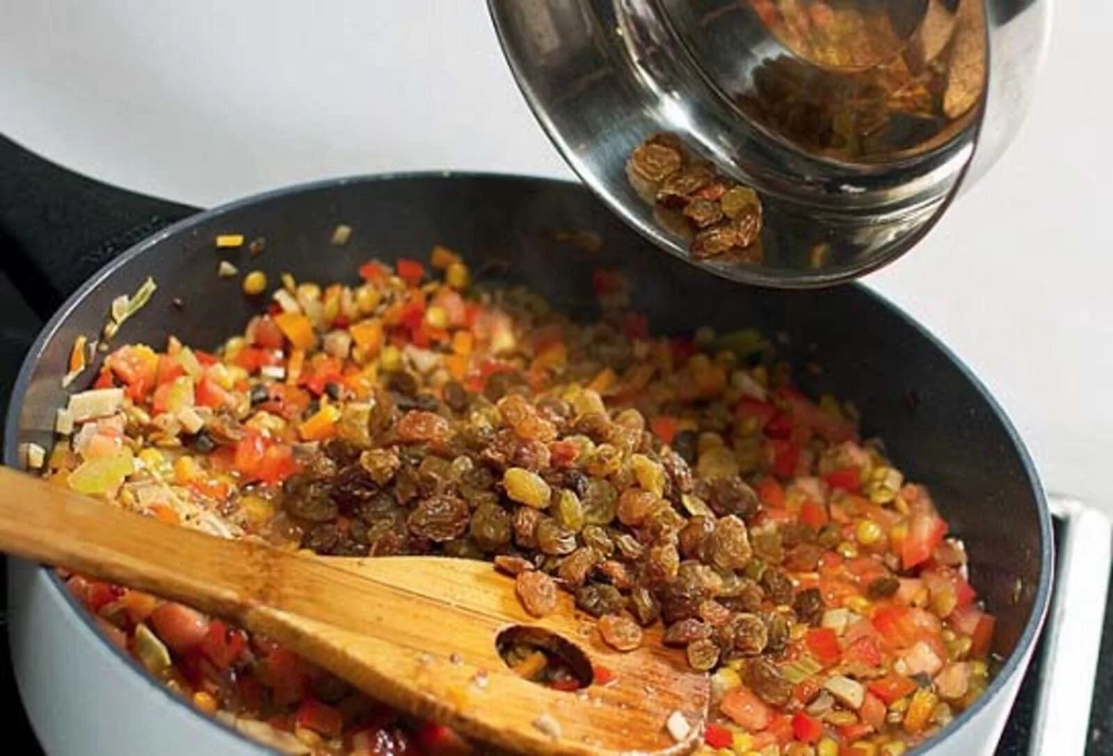 сухая гречка на сковороде. чечевица каша. чечевица с овощами по мексикански. соте из баклажан. гречка с красной чечевицей.