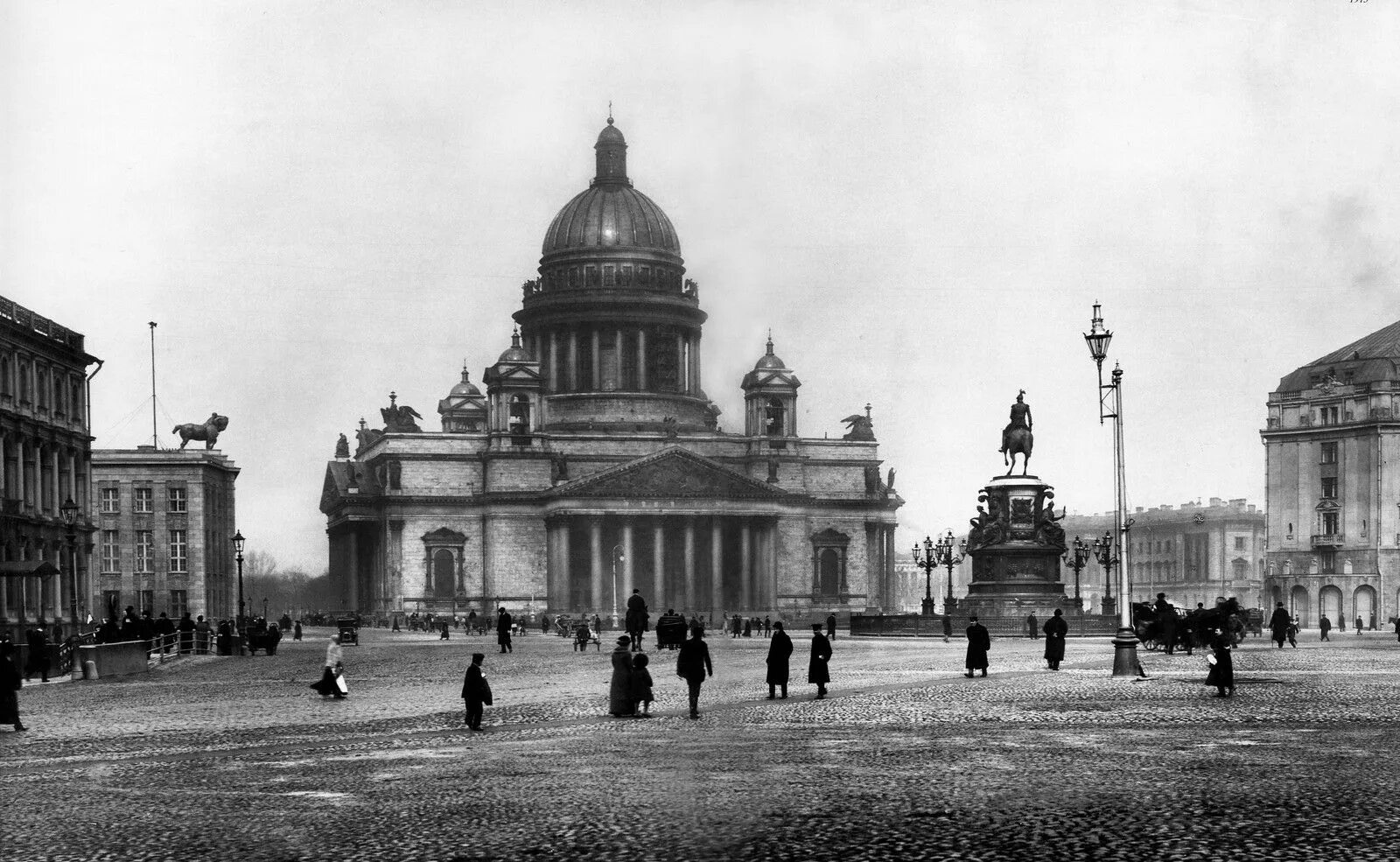 Санкт петербург 10 1. Исаакиевский собор в Санкт-Петербурге 19 век. Исаакиевский собор 19 век. Исаакиевский собор 1900. , Исаакиевский собор в Петербурге 19в.