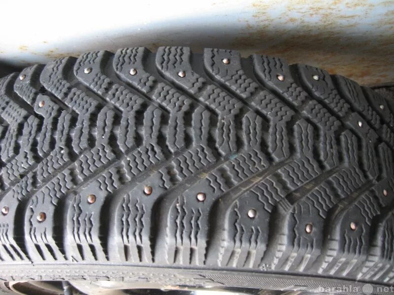 Гудиер ультра грип 500. Goodyear ULTRAGRIP 500 175/65 r14. Goodyear ULTRAGRIP 500 175/70 r13. Гудиер шипы 500. Шипованная резина r15 195 65 купить