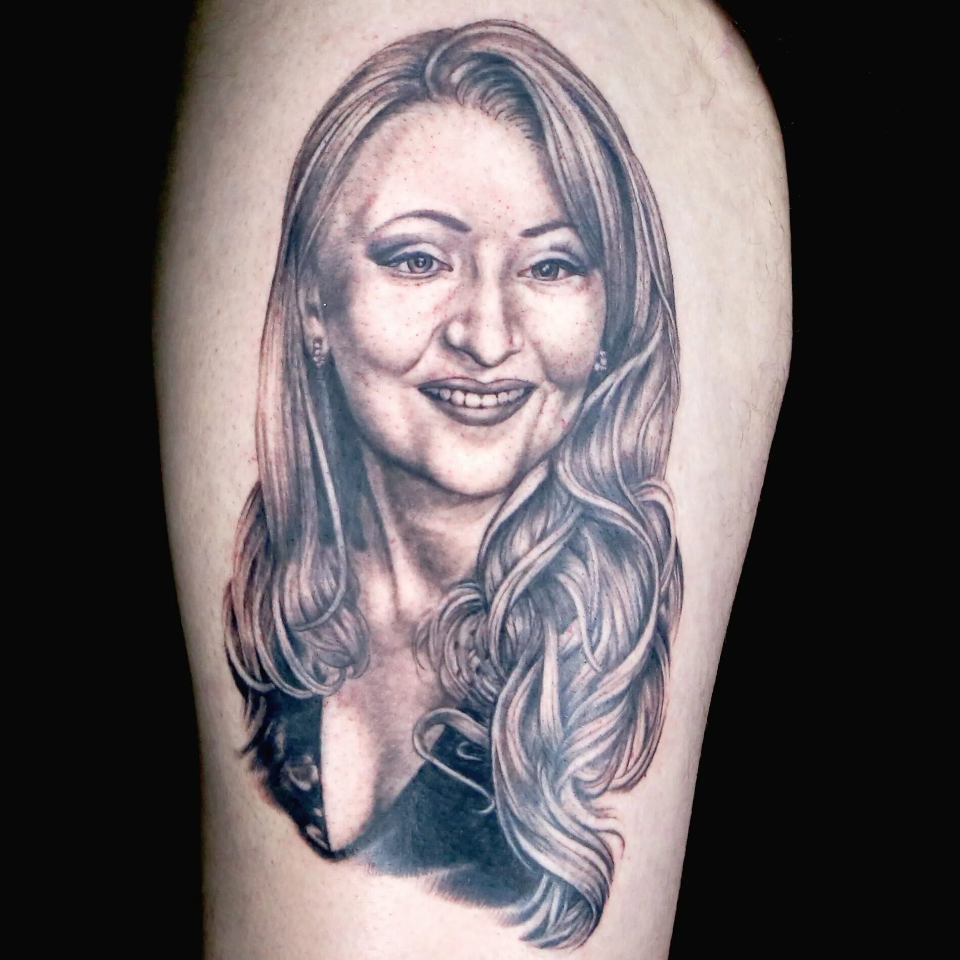дейенерис таргариен портрет. дейенерис таргариен тату. тату портрет. тату портрет. тату портрет.