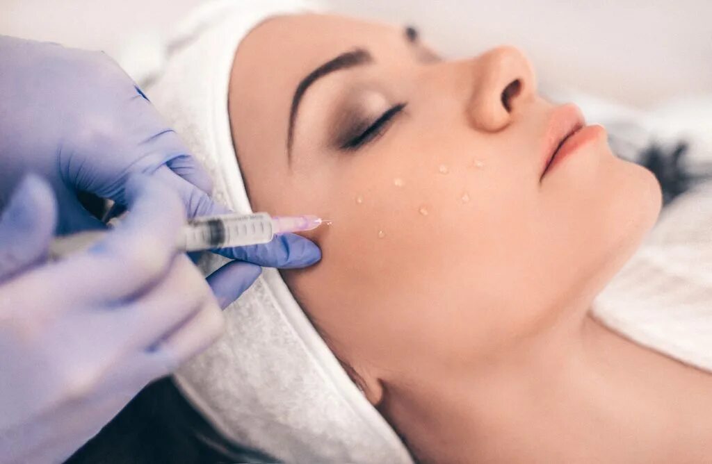 Мезотерапия кожи лица skinlift ru. Косметология. Косметология мезотерапия. Косметология инъекции.