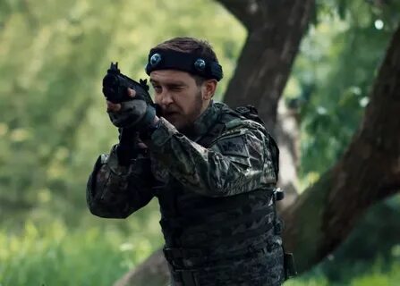 Профессионал стал