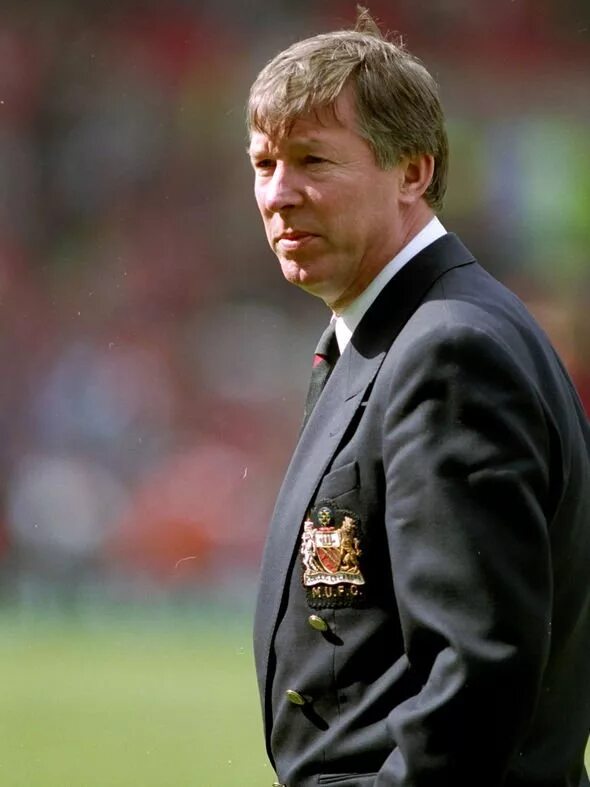 Сэр алекс фергюсон в молодости. Сэр алекс фергюсон тренер. Alex ferguson в молодости. Алекс фергюсон в молодости. Сэр алекс фергюсон в молодости.
