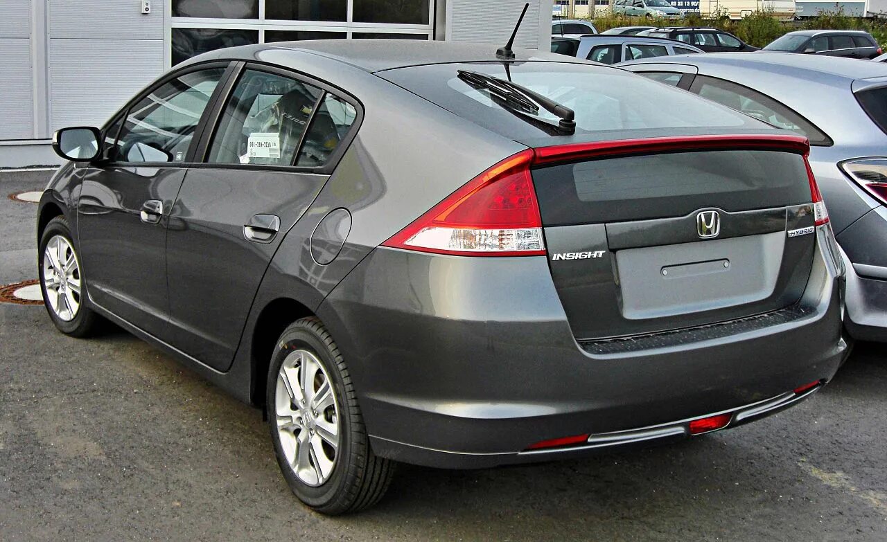 Инсайт цена. Honda Insight 2009. Honda Insight 2009 l. Honda Insight 2010. Honda Insight 2016.