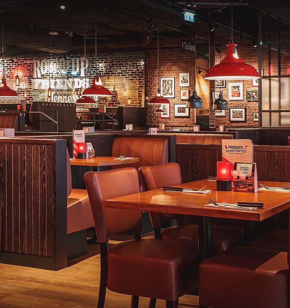 Lessons in fridays. Tgi friday&#039;s атриум. фрайдис новослободская. fridays курская. тиджей фрайдис.