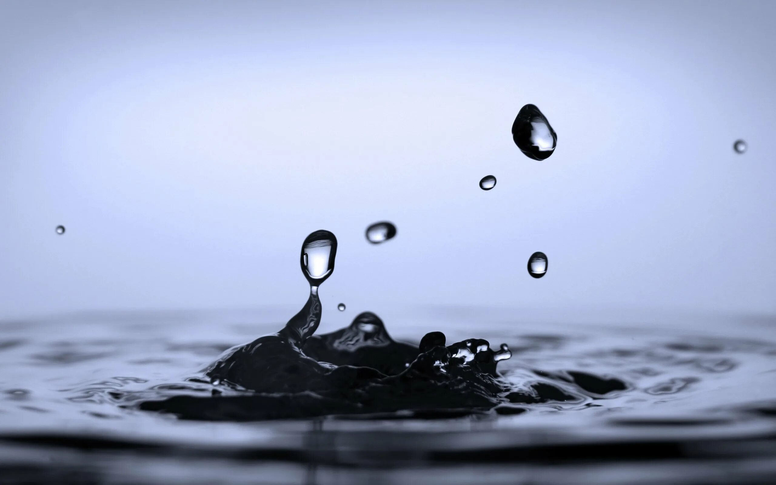 капля сверху. капля в море горе. капля воды в море. капля воды. капля в море горе.