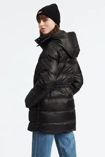 Levis пуховик женский